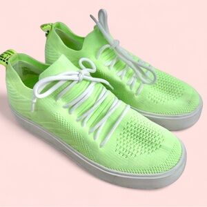 Steve Madden Britta Bright Sneakers Green Platform Slip On Stretchy Size 9
